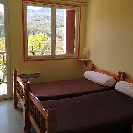 Les Et Parc De Paletes Hotel *