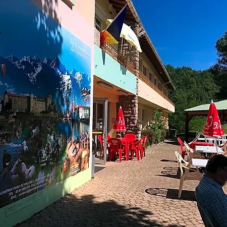 Hotel Les Et Parc De Paletes *