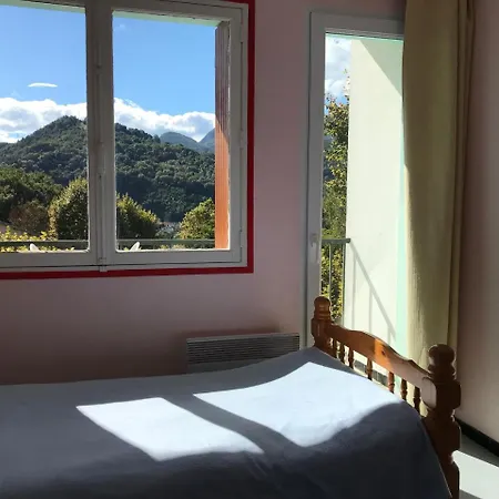 Les Et Parc De Paletes Hotel