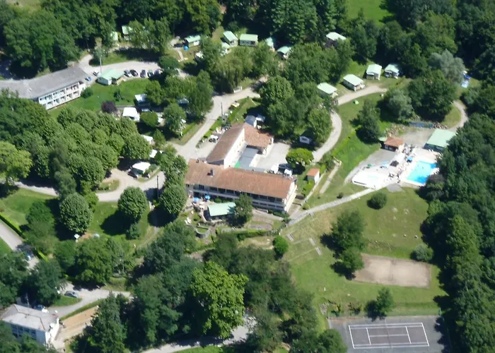 Hotel Les Et Parc De Paletes Saint-Girons (Ariege)